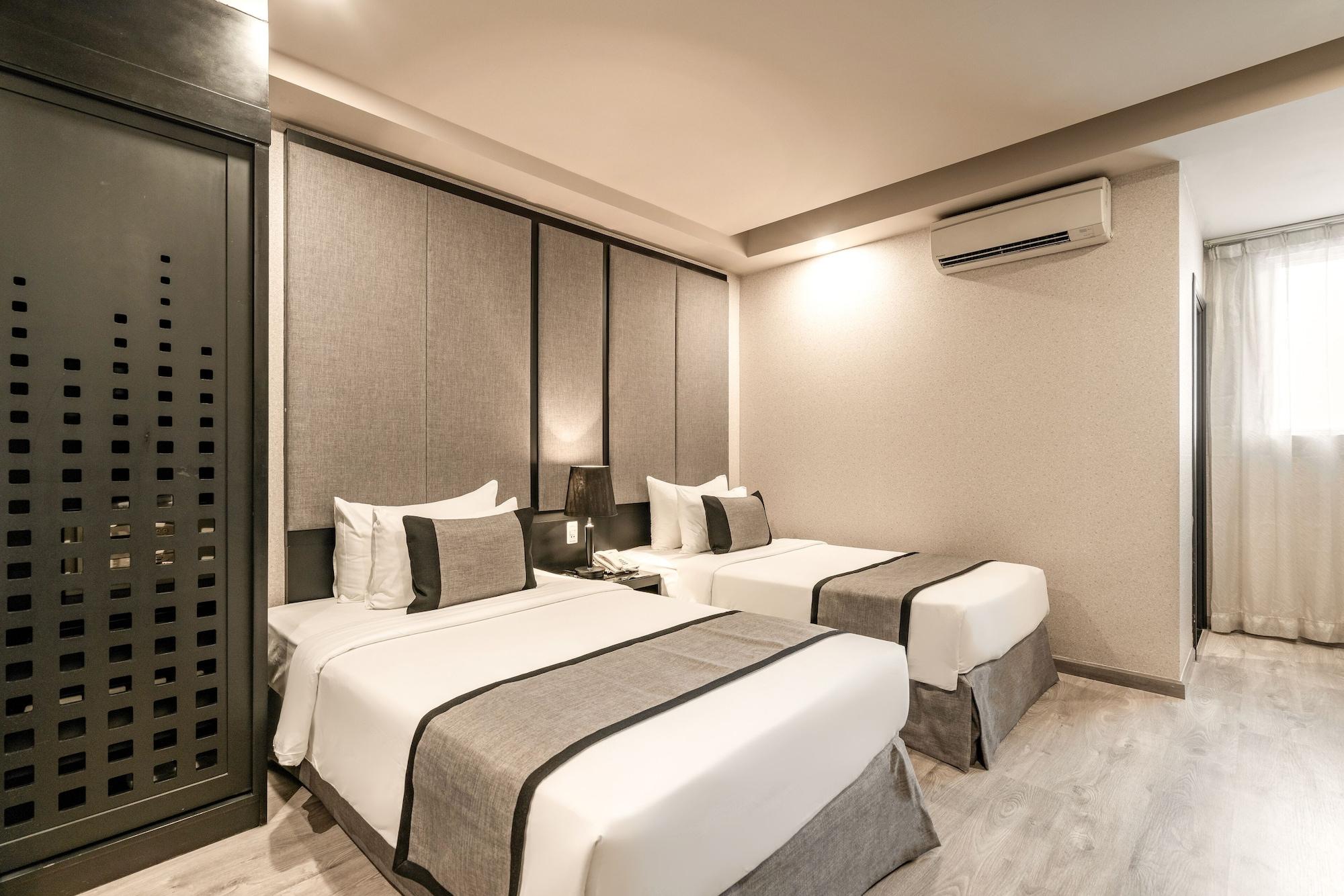 Paragon Saigon Khách sạn