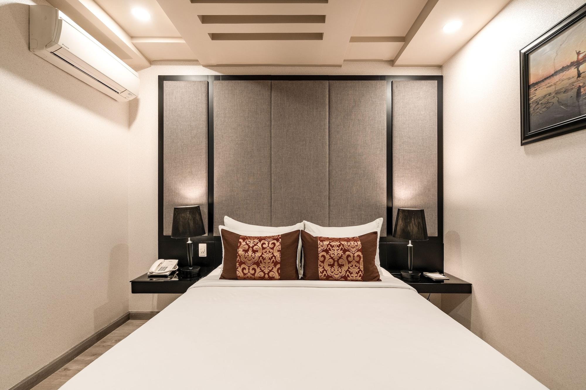 Paragon Saigon Khách sạn