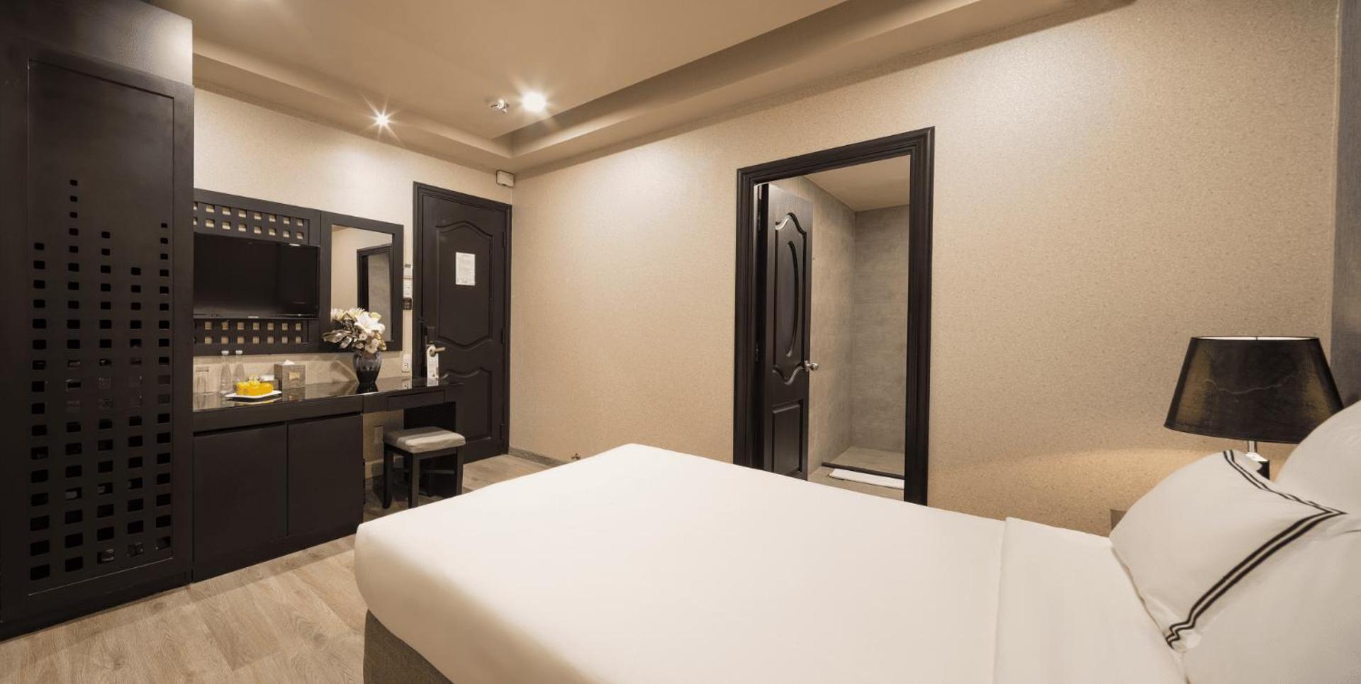Khách sạn Paragon Saigon