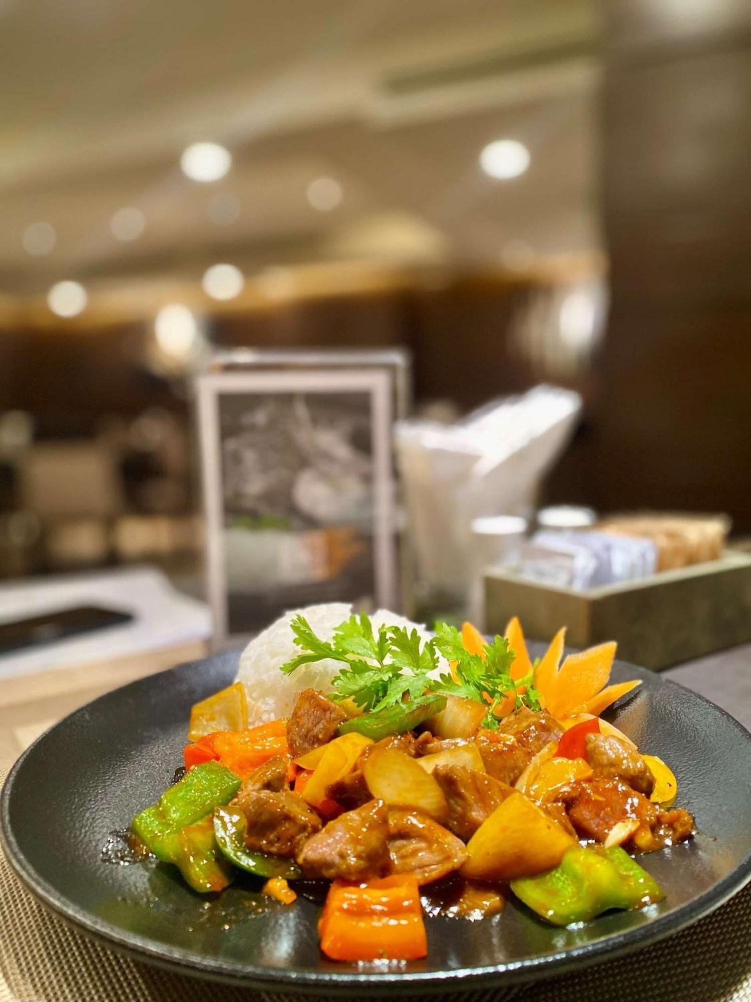 Paragon Saigon Khách sạn